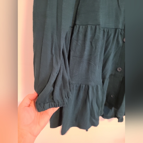 Lane Bryant winter green faux button layered peplum long sleeve top - Picture 3 of 8